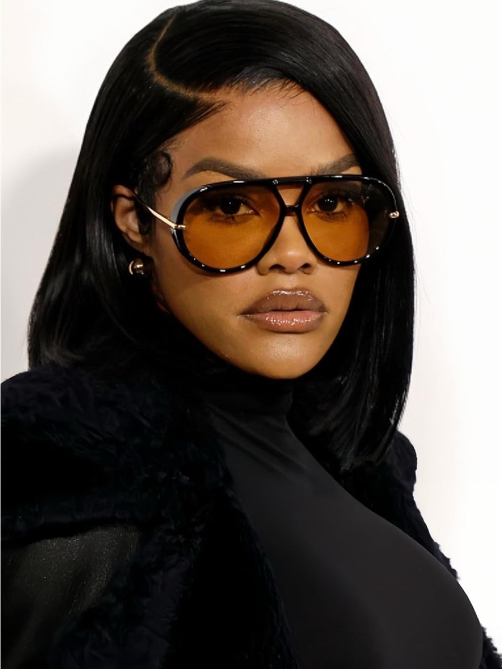 Unisex Retro Gold And Black Frame Aviator Sunglasses with Brown Lenses
